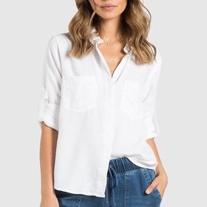 Bella Dahl split back white button down
